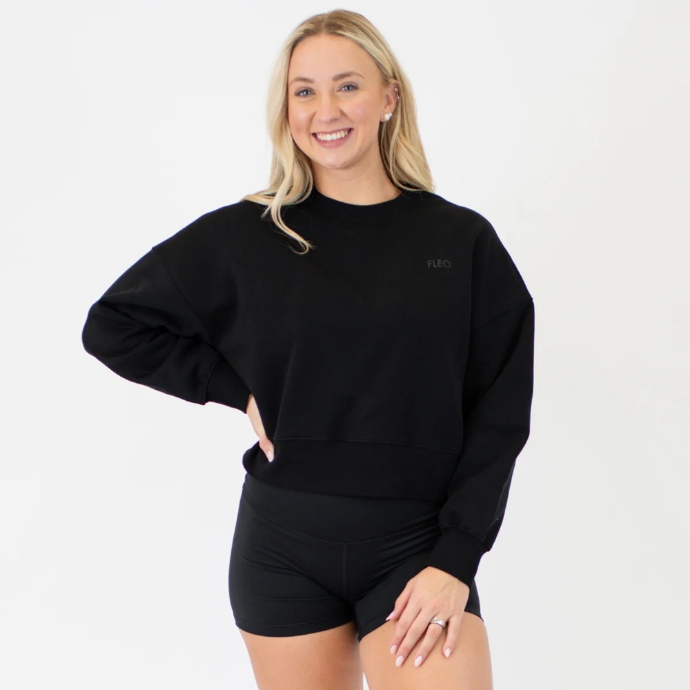 Fleo Affinity Crop Crewneck Sweatshirt